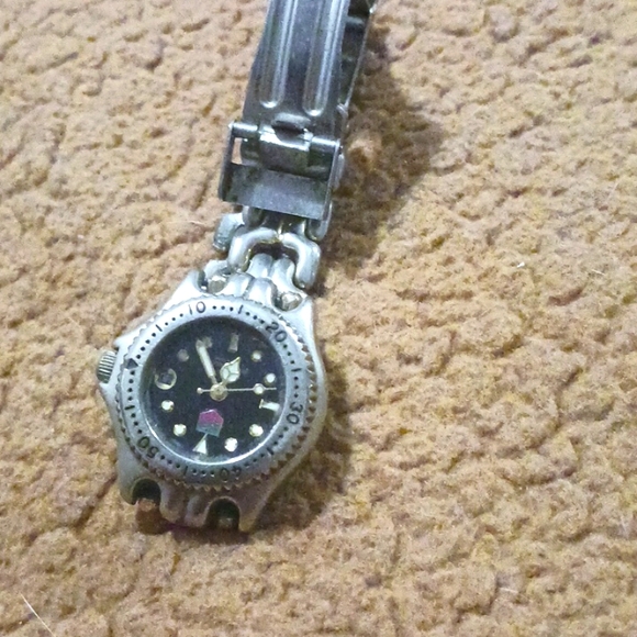 LadiesTag vintage watch silver n gold with blackface